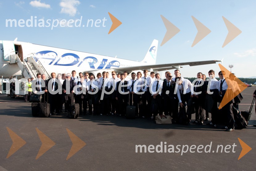 Člani slovenske nogometne reprezentanceOdhod Slovenske nogometne reprezentance v Južno Afriško Republiko