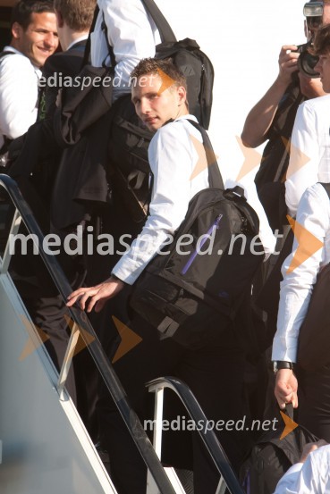 Tim Matavž, član slovenske nogometne reprezentanceOdhod Slovenske nogometne reprezentance v Južno Afriško Republiko