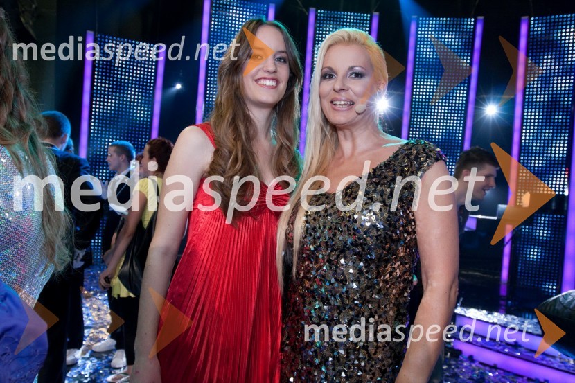 Tina Drole, finalistka oddaje Slovenija ima talent in Lucienne Lončina, članica žirijeSlovenija ima talent, finale - Lina Kuduzovič je velika zmagovalka