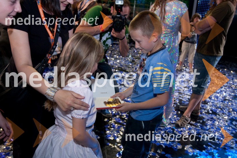 Lina Kuduzović, zmagovalka oddaje Slovenija ima talentSlovenija ima talent, finale - Lina Kuduzovič je velika zmagovalka