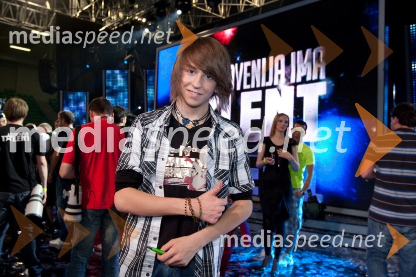 Peter Vode, finalist oddaje Slovenija ima talentSlovenija ima talent, finale - Lina Kuduzovič je velika zmagovalka
