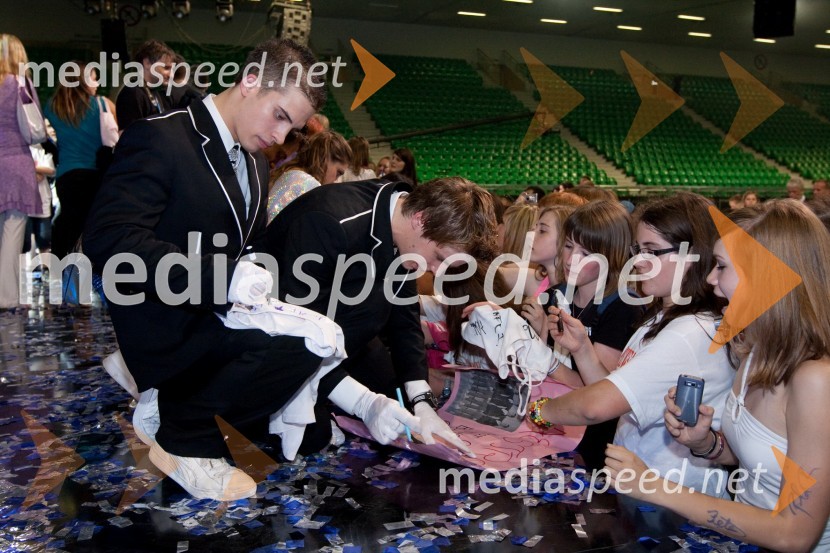 Plesna skupina Maestro, finalisti oddaje Slovenija ima talentSlovenija ima talent, finale - Lina Kuduzovič je velika zmagovalka