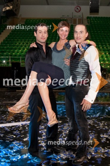 Peter Poles in Vid Valič, voditelja oddaje ter Katja Kovačič, odnosi z javnostjo Pop tvSlovenija ima talent, finale - Lina Kuduzovič je velika zmagovalka