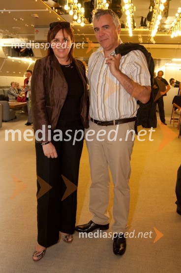 Zoran Predin, pevec in soproga Barbara Lapajne PredinLa Vie en Rose 2010, v znamenju Mojmira Sepeta