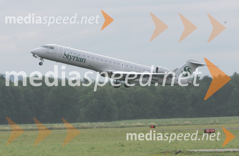Letalo Bombardier Canadair Regional Jet 700 (CRJ 700)Novo letalo družbe Styrian Spirit