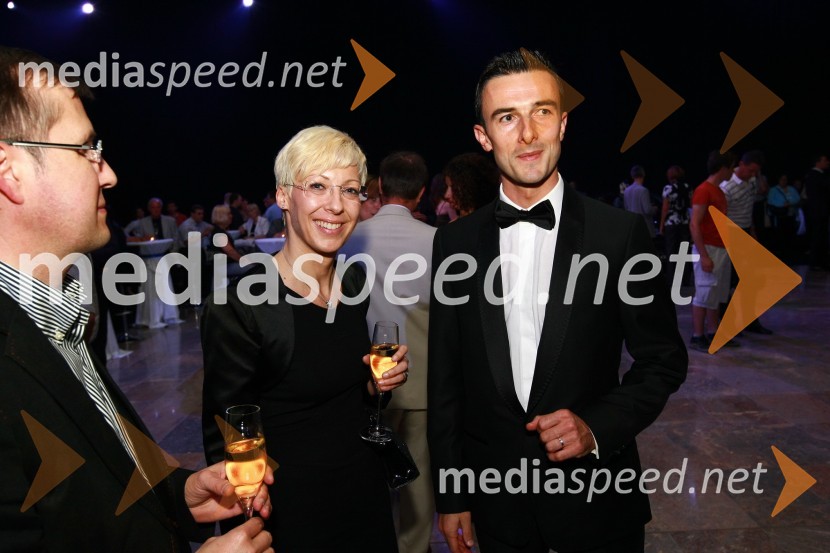 Barbara Peče Breznik, dr.med. in Alberic Chopelin, generalni direktor Peugeot Slovenija d.o.o. ter njen soprog Borut Breznik200 let znamke Peugeot in VIP predstavitev Peugeot RCZ