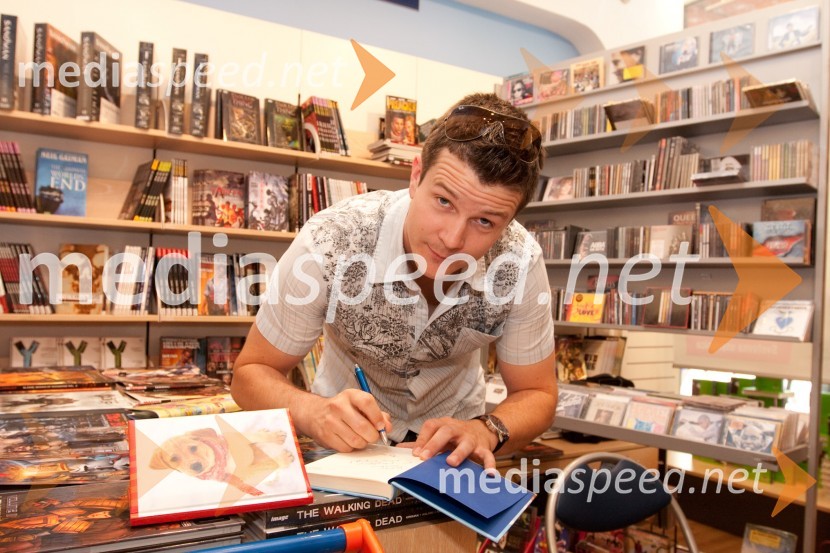 Boštjan Romih, radijski in televizisjki voditeljSlavni berejo 2010