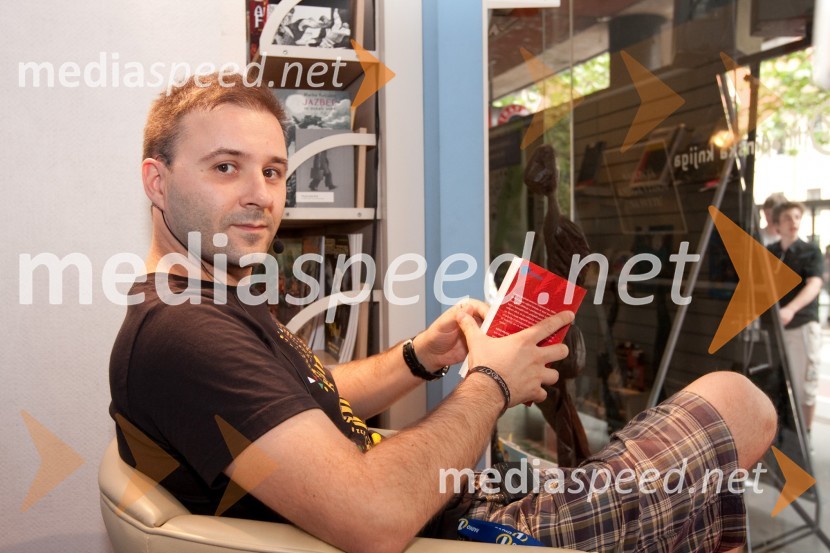 Sašo Đukič, kretivni producent Radia 1Slavni berejo 2010