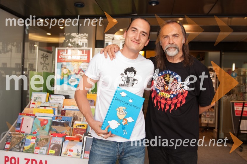 Vid Valič, stand up komik in Dragan Bulič, glasbeni urednik na Val 202Slavni berejo 2010