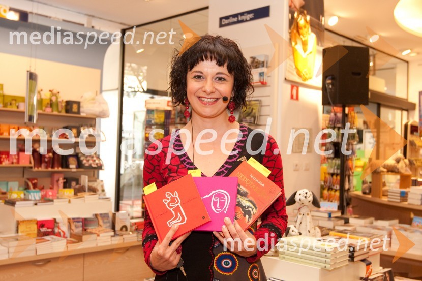 Lara Jankovič, igralkaSlavni berejo 2010