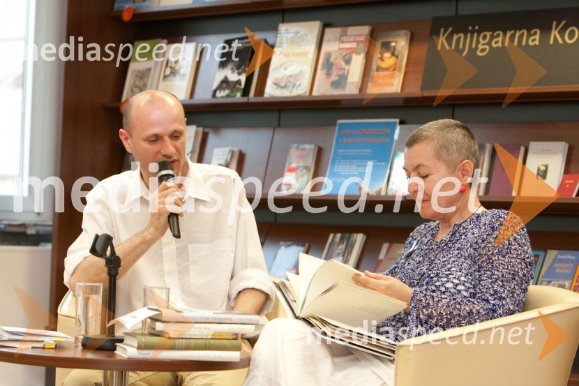 Dušan Šarotar, pisatelj in Majda Kmet, vodja leposlovja v KonzorcijuSlavni berejo 2010