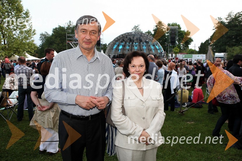 Dr. Danilo Türk, predsednik Republike Slovenije in soproga Barbara Miklič TürkSlovenski filharmoniki in Tony Cetinski, open air koncert