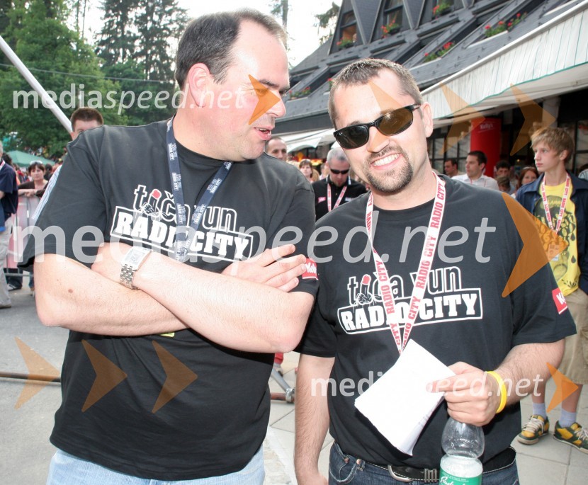 Matjaž Šalamun Šalca in Dejan Vedlin, člana ekipe Reporter MilanRadio City koncert