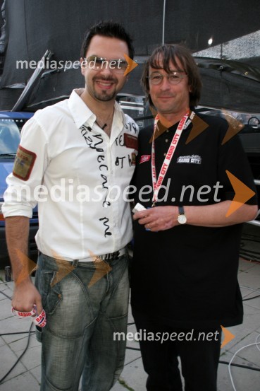 Petar Grašo, hrvaški pevec in Smiljan Kreže, organizatorRadio City koncert