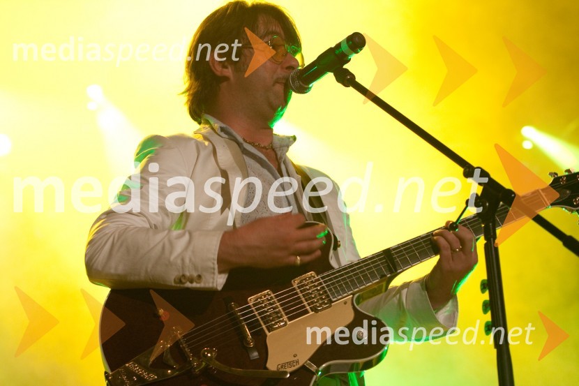 	Robert Pešut - MagnificoRadio SI night