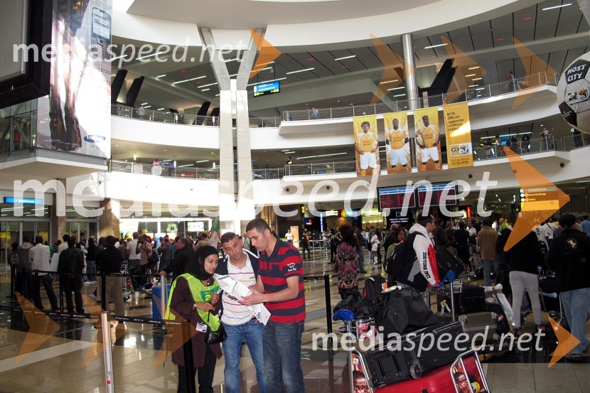Tambo International Airport, JohannesburgSP v nogometu kot ga vidi Danilo Steyer, predsednik ZDVVS