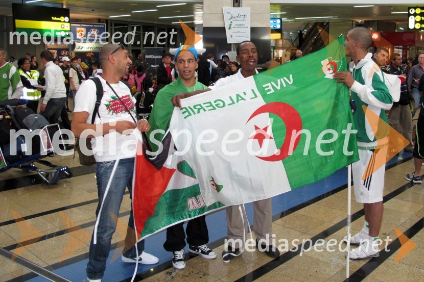 Tambo International Airport, Johannesburg in navijači AlžirijeSP v nogometu kot ga vidi Danilo Steyer, predsednik ZDVVS