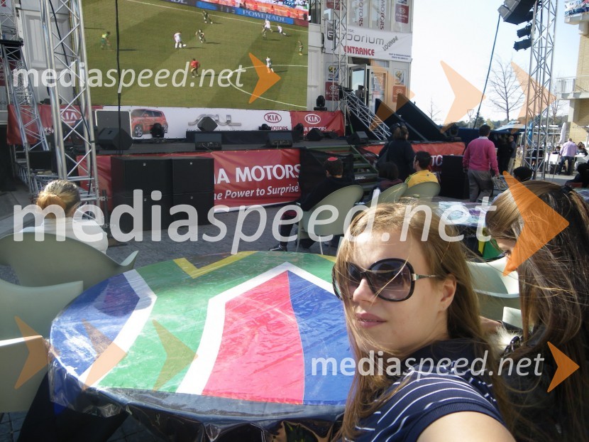 Tina Petelin, Miss Slovenije 2009SP v nogometu kot ga vidi Tina Petelin, Miss Slovenije 2009