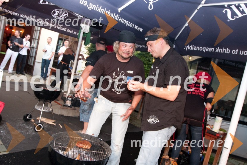 Ekipa Pop tv-Slovenija ima talentJack Daniel's BBQ party