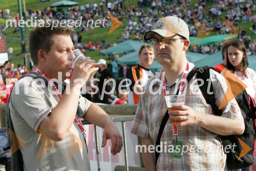 Miro Kodrič, novinar Net Tv in Dario Černuta - Daxa, glavni in odgovorni urednik radia Net FMRadio City koncert