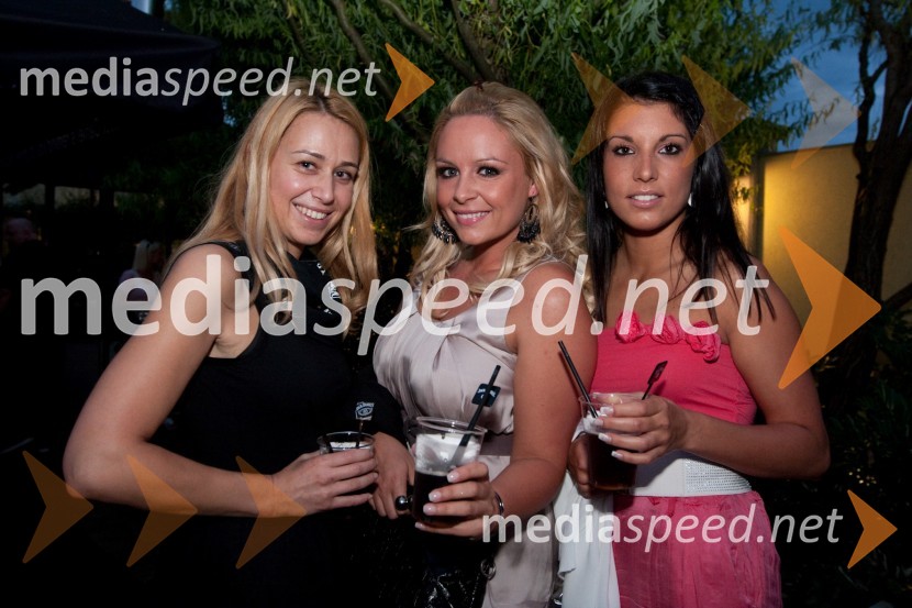 Andreja Freyer, Špela Grošelj, pevka in ŽanaJack Daniel's BBQ party