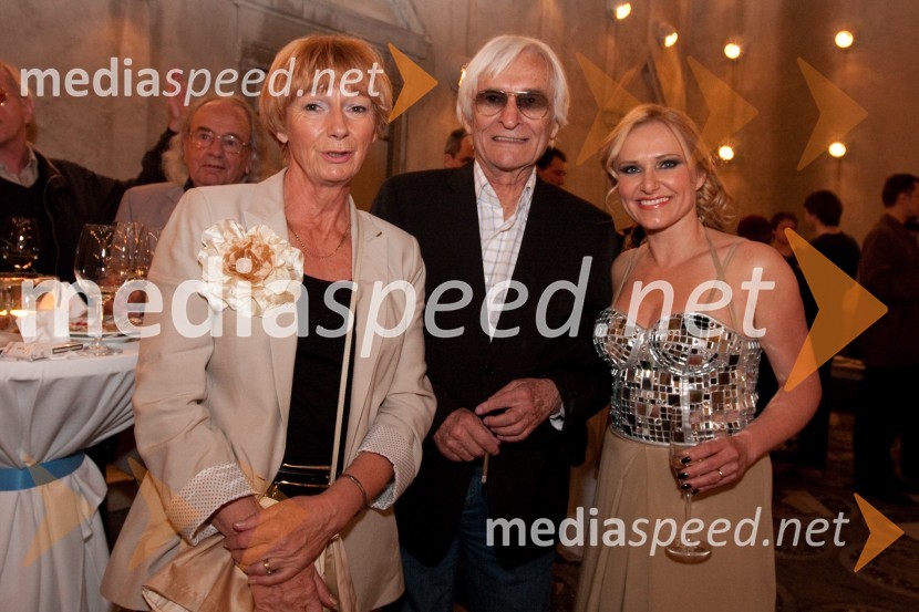 Nino Robič, pevec, soproga Stanka in Nuša Derenda, pevkaPoletna noč 2010, koncert v čast Mojmiru Sepetu