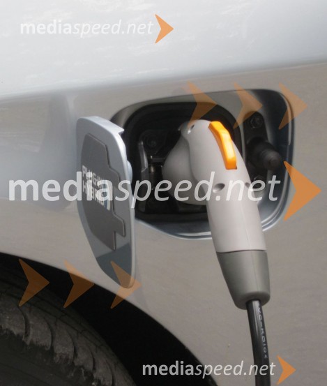 Toyota Prius plug-inToyota Prius plug-in