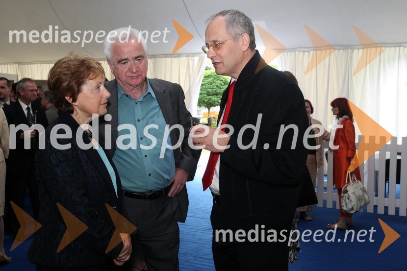 ..., Karl Midlil, mestni svetnik in Boris Sovič, veleposlanik RS v Izraelu ter nekdanji župan MariboraPrva podelitev diplom diplomantom Medicinske fakultete Univerze v Mariboru