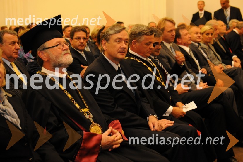 Prof. dr. Ivan Rozman, rektor Univerze v Mariboru, dr. Danilo Türk, predsednik Republike Slovenije in prof. dr. Ivan Krajnc, dekan Medicinske fakultete Univerze v MariboruPrva podelitev diplom diplomantom Medicinske fakultete Univerze v Mariboru