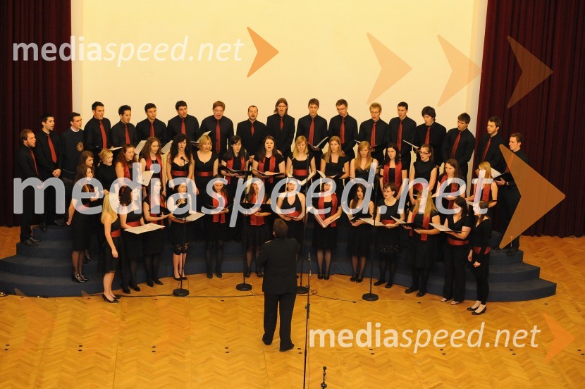 Mešani Akademski pevski zbor Medicinske fakultete Univerze v MariboruPrva podelitev diplom diplomantom Medicinske fakultete Univerze v Mariboru