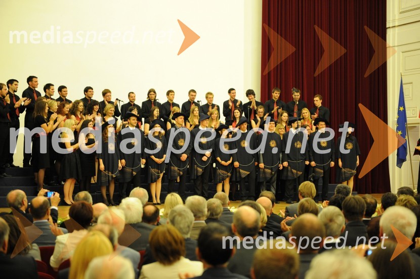 Diplomanti Medicinske fakultete Univerze v MariboruPrva podelitev diplom diplomantom Medicinske fakultete Univerze v Mariboru