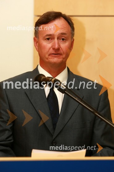 Prof. dr. Radko Komadina, Medicinska fakulteta Univerze v MariboruUniverza v Mariboru: Promocija doktorjev znanosti, junij 2010