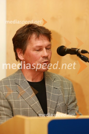 Prof. dr. Janez Žerovnik, Fakulteta za elektrotehniko, računalništvo in informatiko Univerze v MariboruUniverza v Mariboru: Promocija doktorjev znanosti, junij 2010