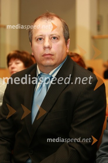 Prof. dr. Janez Brest, Fakulteta za elektrotehniko, računalništvo in informatiko Univerze v MariboruUniverza v Mariboru: Promocija doktorjev znanosti, junij 2010