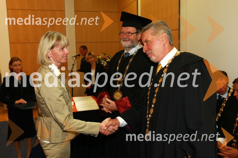 Dr. Darja Topolšek, Fakulteta za logistiko Univerze v Mariboru, prof. dr. Ivan Rozman, rektor Univerze v Mariboru in prof. dr. Martin Lipičnik, dekan Fakultete za logistiko Univerze v MariboruUniverza v Mariboru: Promocija doktorjev znanosti, junij 2010
