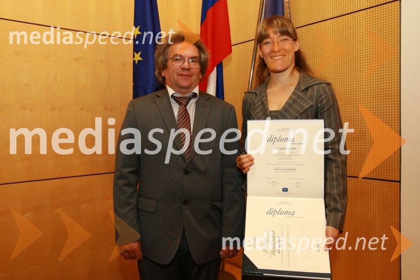 Doc. dr. Andrej Šorgo, Fakulteta za naravoslovje in matematiko Univerze v Mariboru in dr. Andreja Špernjak, Fakulteta za naravoslovje in matematiko Univerze v MariboruUniverza v Mariboru: Promocija doktorjev znanosti, junij 2010