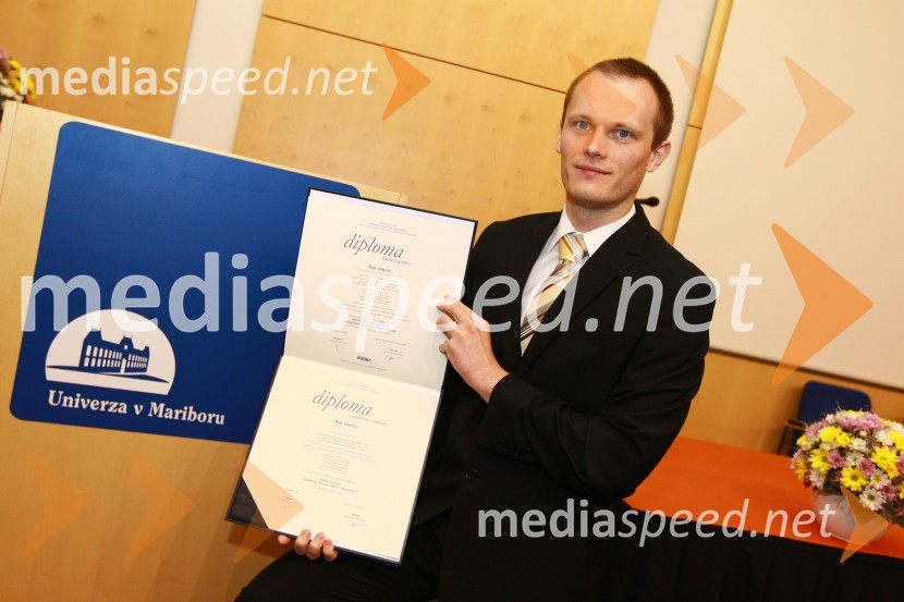 Dr. Rok Istenič, Fakulteta za elektrotehniko, računalništvo in informatiko Univerze v MariboruUniverza v Mariboru: Promocija doktorjev znanosti, junij 2010