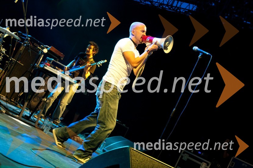 Pevec skupine AdamItak džabest, koncert skupine Gossip