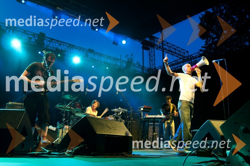 Skupina AdamItak džabest, koncert skupine Gossip