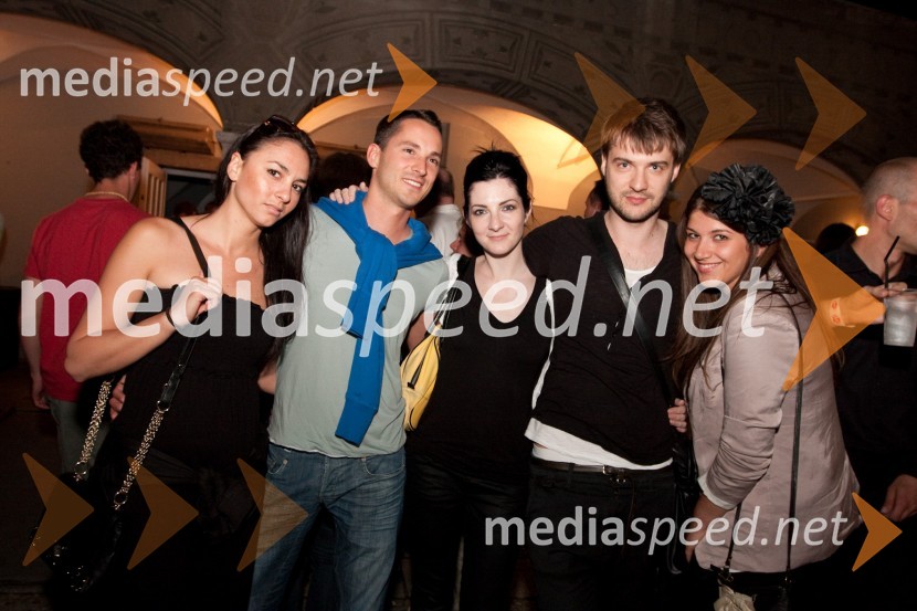 Sijana Ilič, Klemen Čaleta, Mercator, Lara Baruca, pevka, brat Den Baruca in Milica KoturItak džabest, koncert skupine Gossip