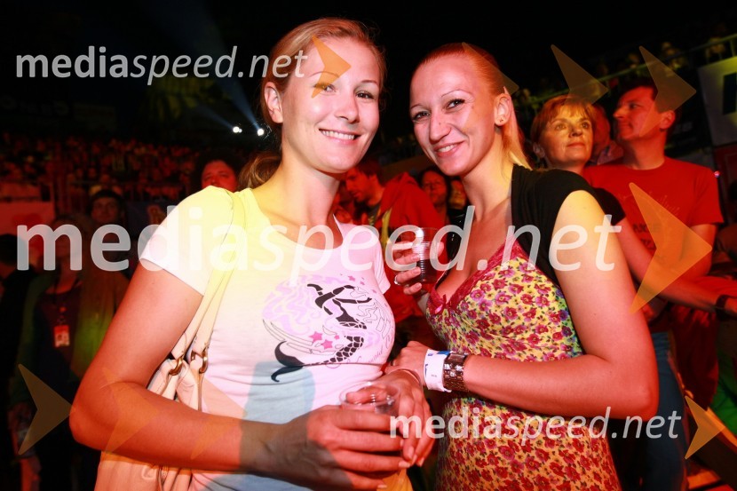 Nina Škerget in Katja Repnik18. Festival Lent 2010, koncert Prljavo kazalište in Zoran Predin