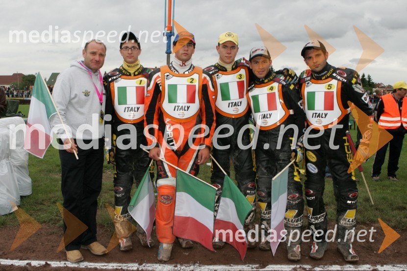 Italijanska ekipa: Armando Castagna, trener, Mattia Carpanese, Guglielmo Franchetti, Daniele Tessari, Chrstian Miotello in Simone TerenzaniSPEEDWAY, svetovno prvenstvo ekip Miškolc, Madžarska