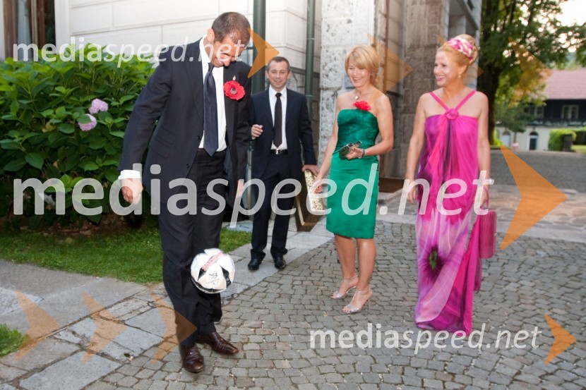 Marko Mlakar, Matjaž Satler, zakladnik Lions kluba Ljubljana Iliria,  Nevenka Črešnar Pergar, lastnica in direktorica podjetja NP Consulting in Diana Dimnik, zdravnicaKresna noč 2010