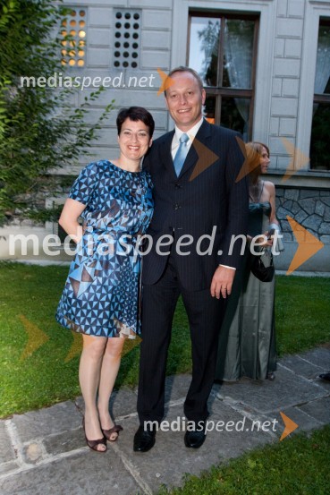 	Matej Potokar, generalni direktor slovenske podružnice Microsofta in soproga TatjanaKresna noč 2010