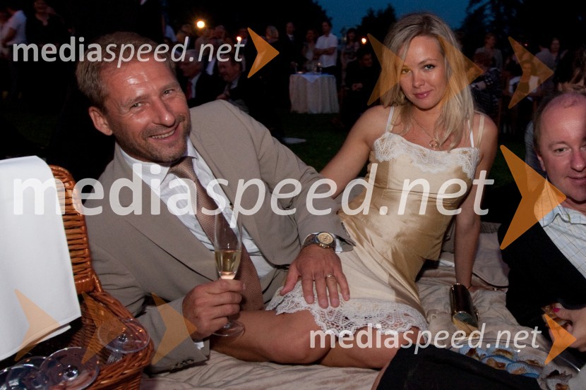 Erazem B. Pintar, podjetnik in dekle Teja JerasKresna noč 2010