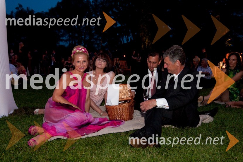 Diana Dimnik, zdravnica in soprog TomažKresna noč 2010