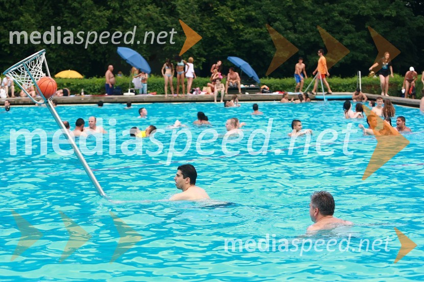 Mariborski otokMariborski otok - 80 let