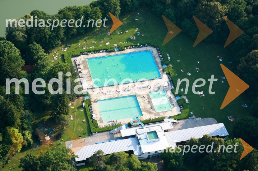 Mariborski otok, kopališčeMariborski otok - 80 let