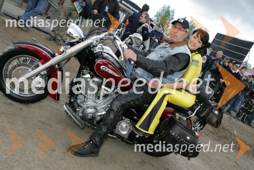 štartna deklica na motorjuSPEEDWAY GRAND PRIX, VN Švedske 2006, dirka