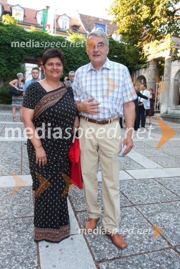 	Koki Veber, lastnica butikov Sariko in soprog PeterMahler v Ljubljani, otvoritev Festivala Ljubljana 2010